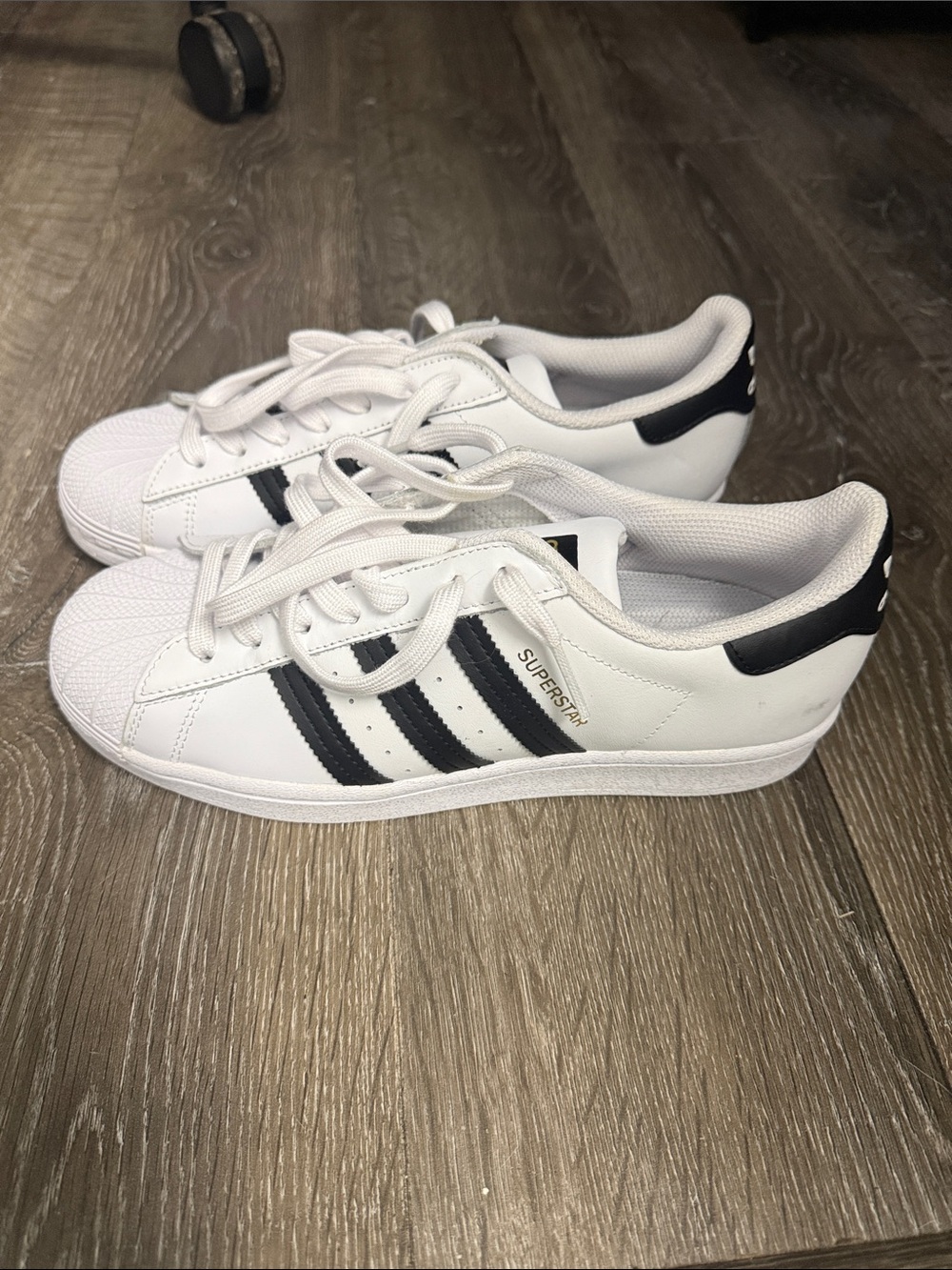New without box size 7 1/2 Adidas Superstars
